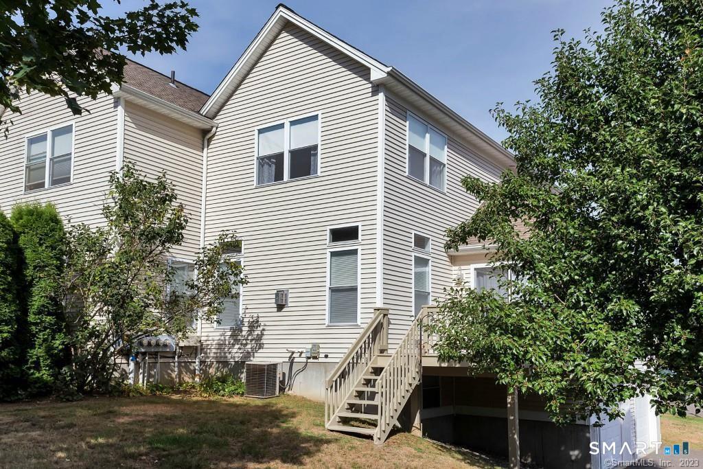 27 Copper Creek Circle Newtown CT 06470