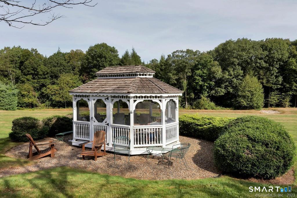 27 Copper Creek Circle Newtown CT 06470