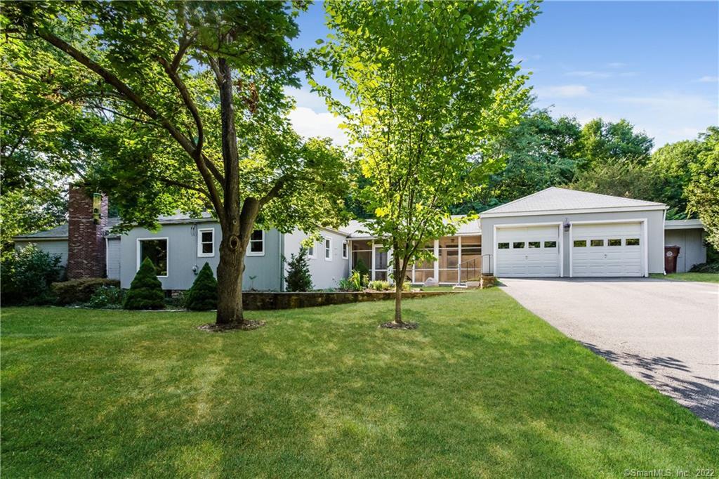 33 Reservoir Road Farmington CT 06032