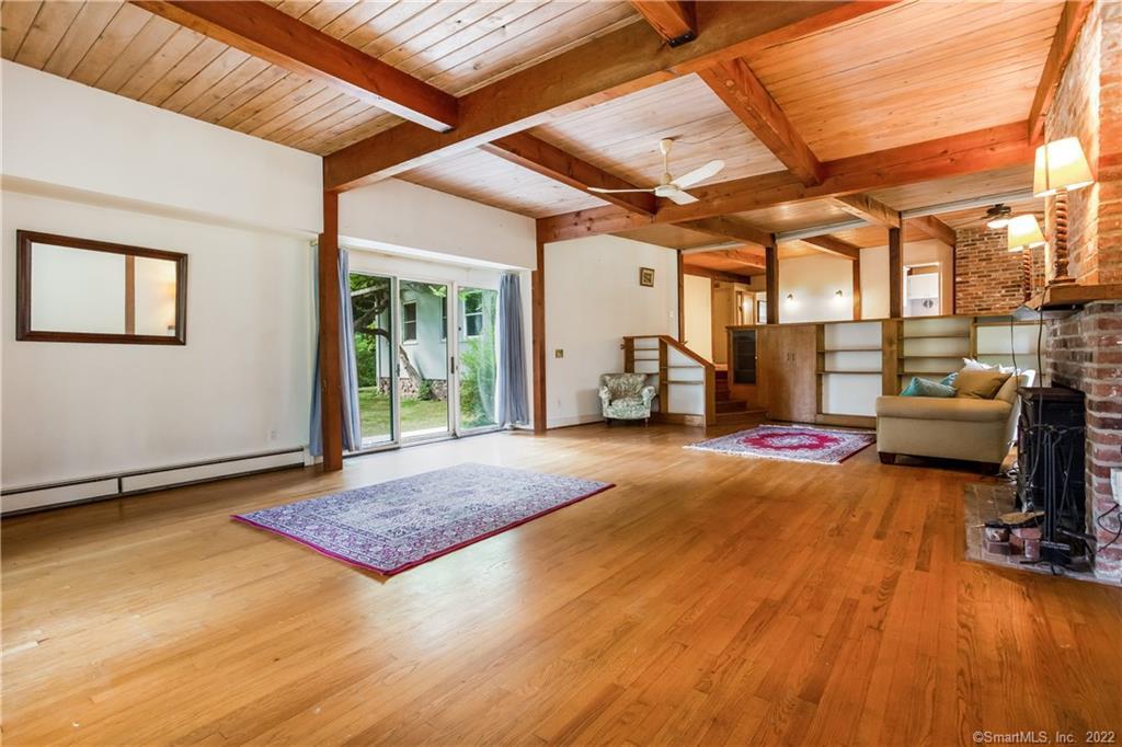 33 Reservoir Road Farmington CT 06032