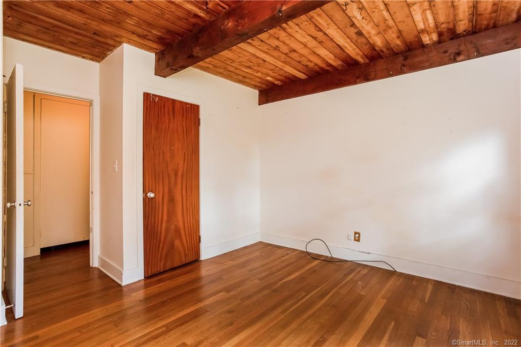 33 Reservoir Road Farmington CT 06032