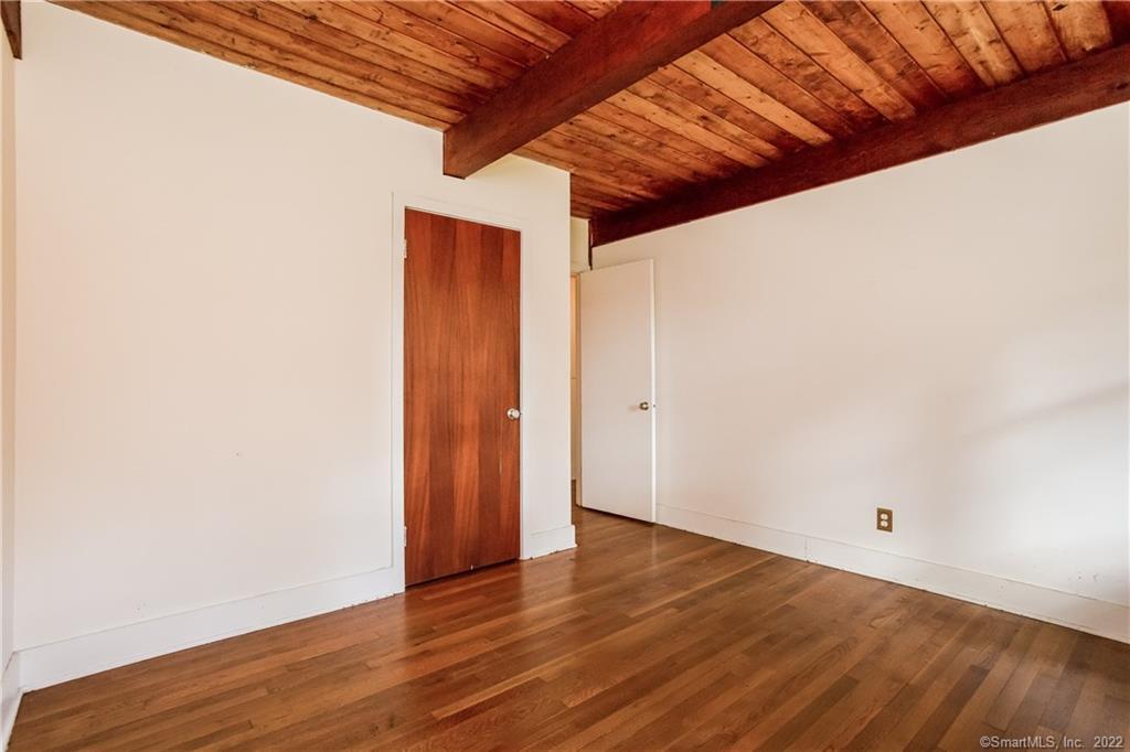 33 Reservoir Road Farmington CT 06032