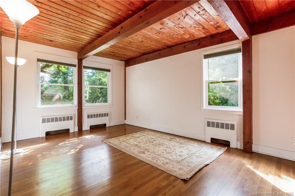 33 Reservoir Road Farmington CT 06032