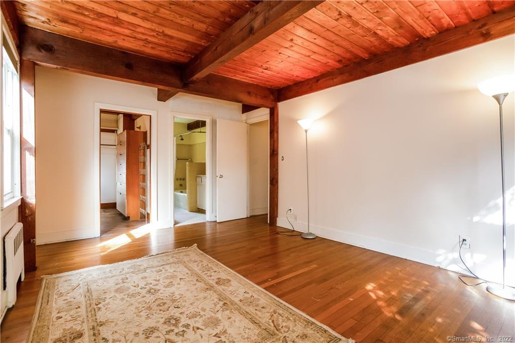 33 Reservoir Road Farmington CT 06032