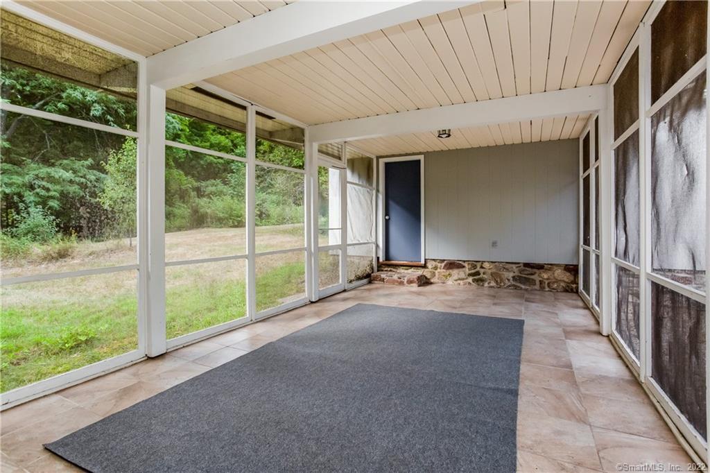 33 Reservoir Road Farmington CT 06032