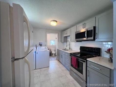 40 Portland Avenue Old Lyme CT 06371