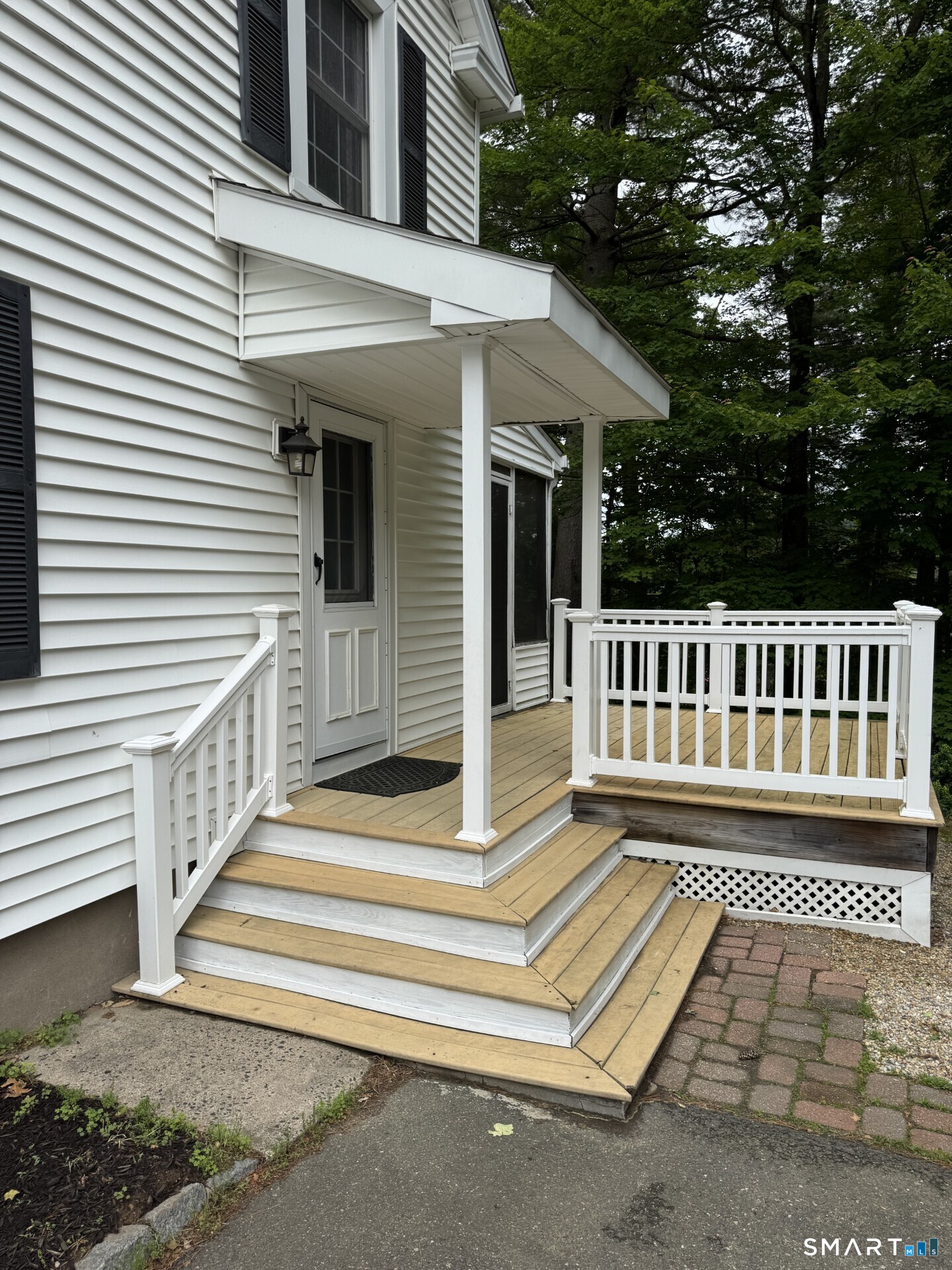 2 Stebbins Brook Lane Simsbury CT 06070
