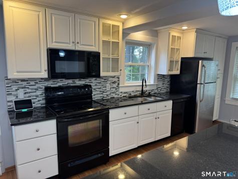 2 Stebbins Brook Lane Simsbury CT 06070