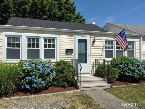 41 Town Beach Road Old Saybrook CT 06475