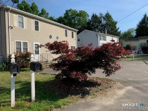 15 Krakow Street Derby CT 06418