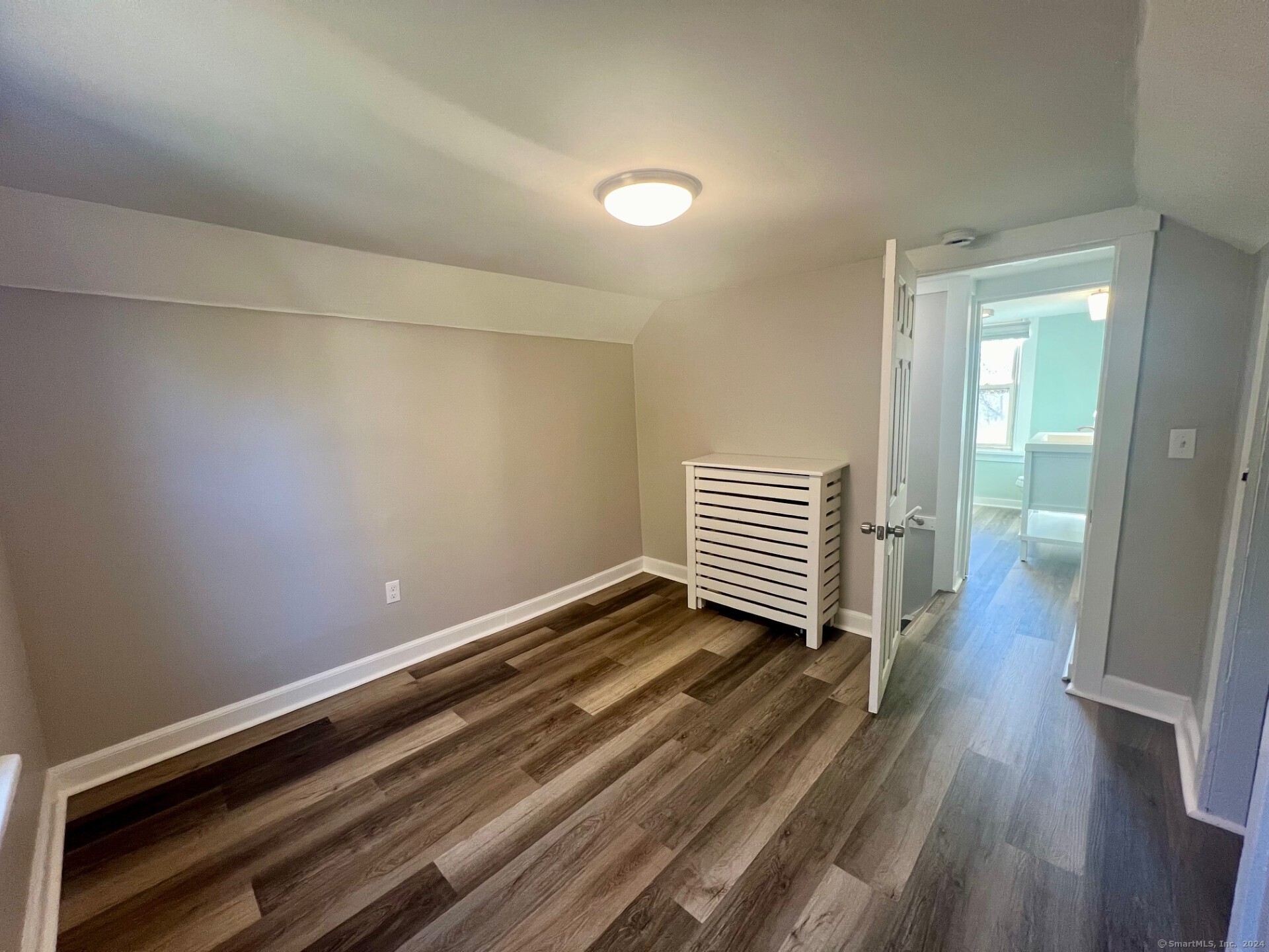 8 Burgeville Court Groton CT 06340