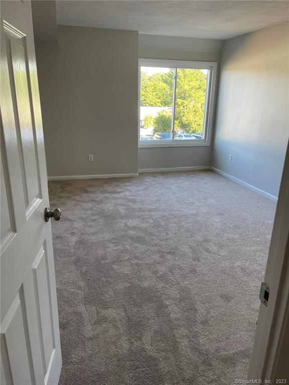 12 Cedar Court East Haven CT 06513