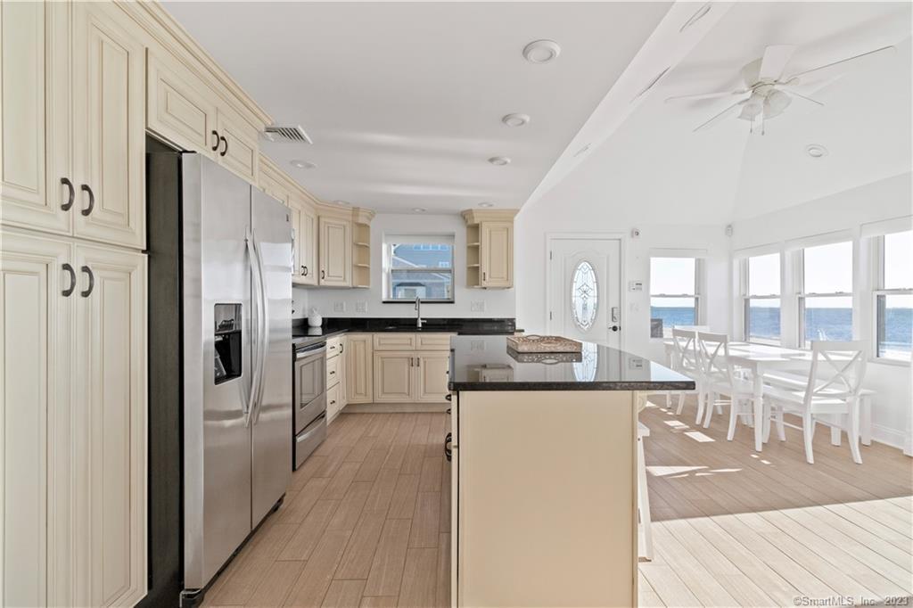 8 Belaire Manor Old Saybrook CT 06475