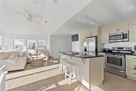 8 Belaire Manor Old Saybrook CT 06475