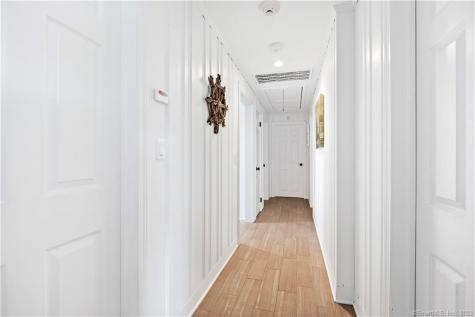 8 Belaire Manor Old Saybrook CT 06475
