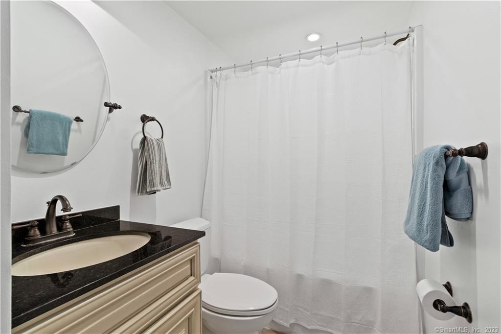 8 Belaire Manor Old Saybrook CT 06475