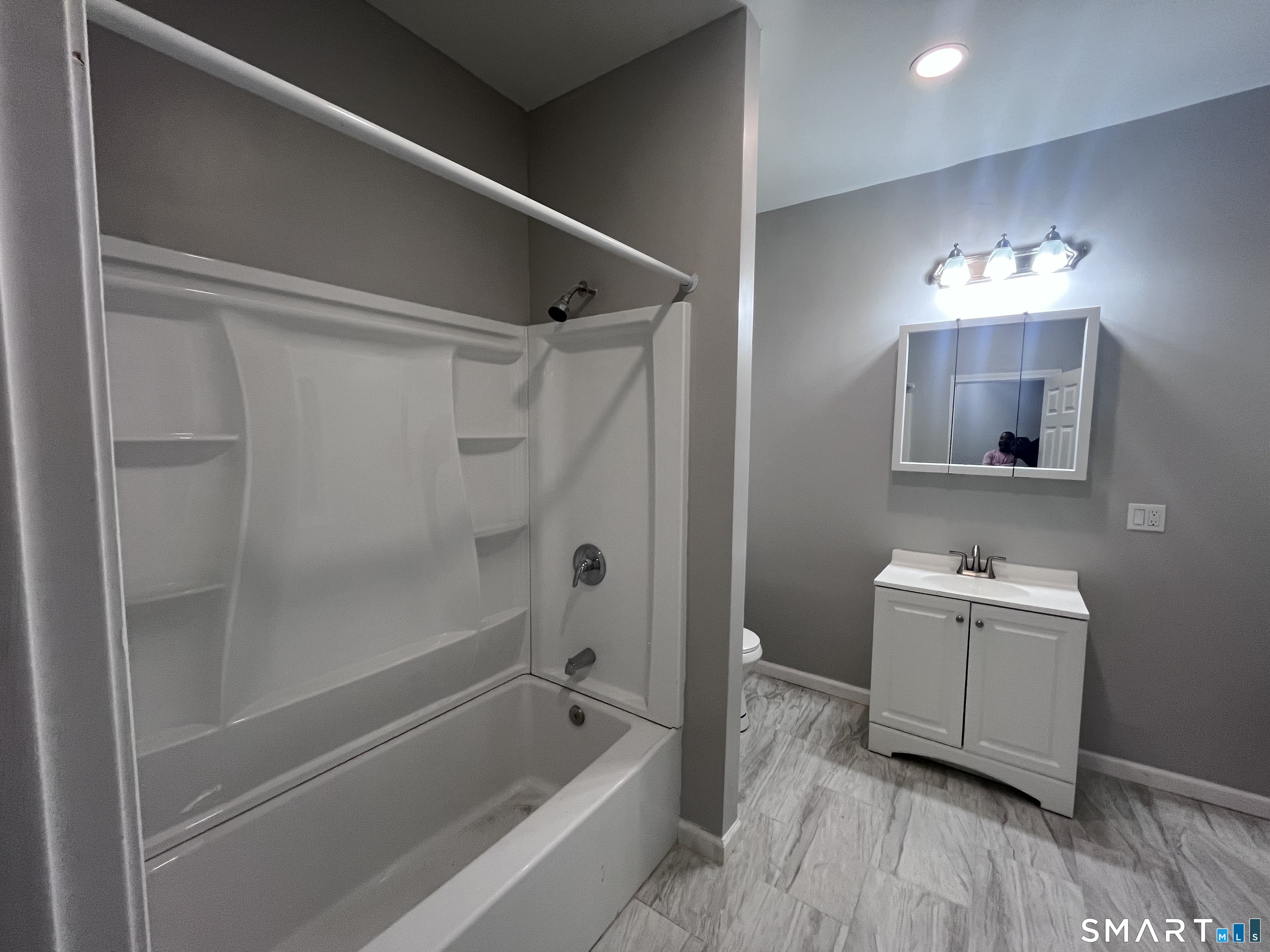 409 Oak Avenue Torrington CT 06790