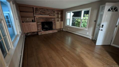 3 Beacon Square Fairfield CT 06825