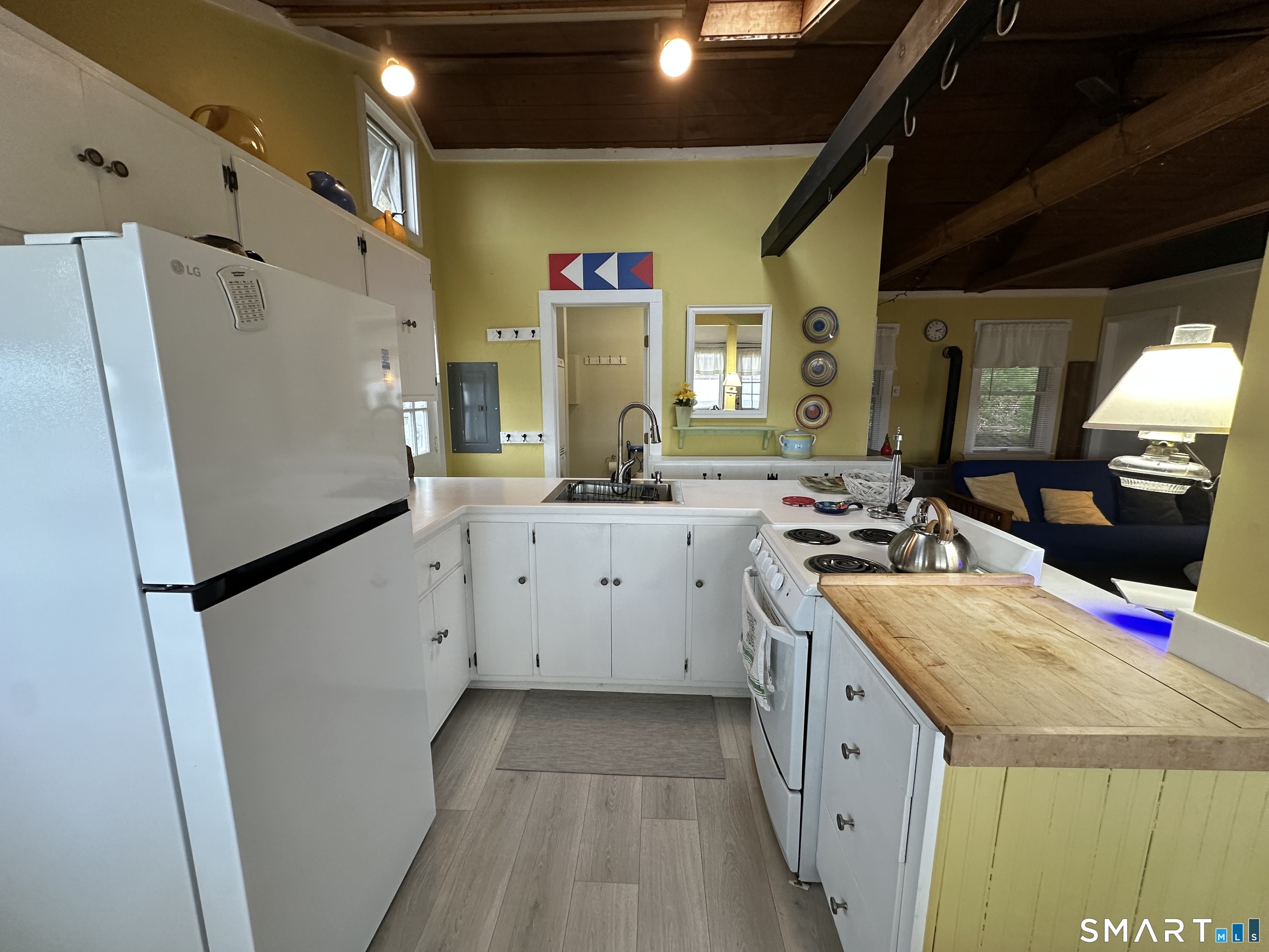 212 Cedar Road Groton CT 06355