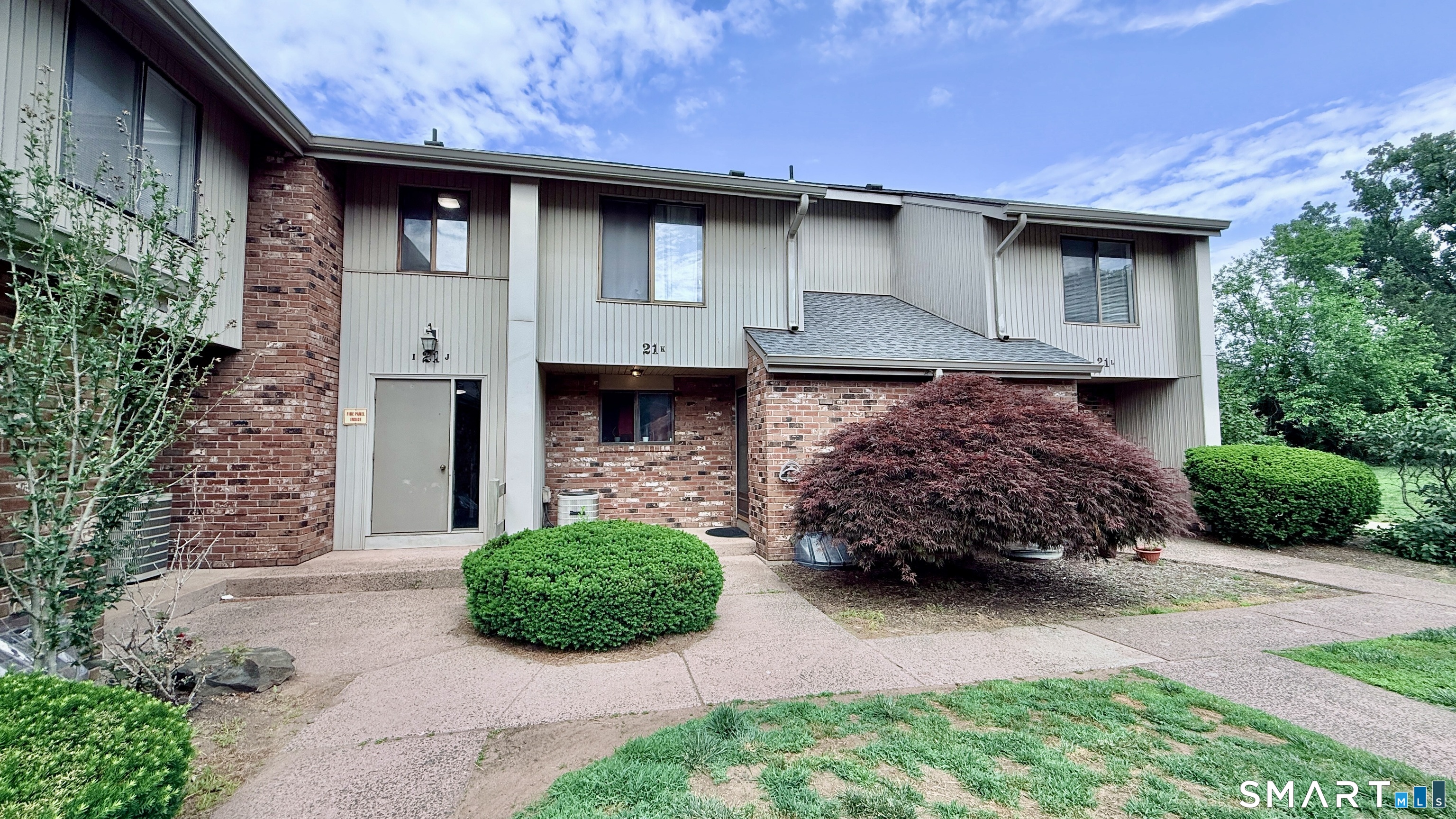 21 Amato Drive South Windsor CT 06074
