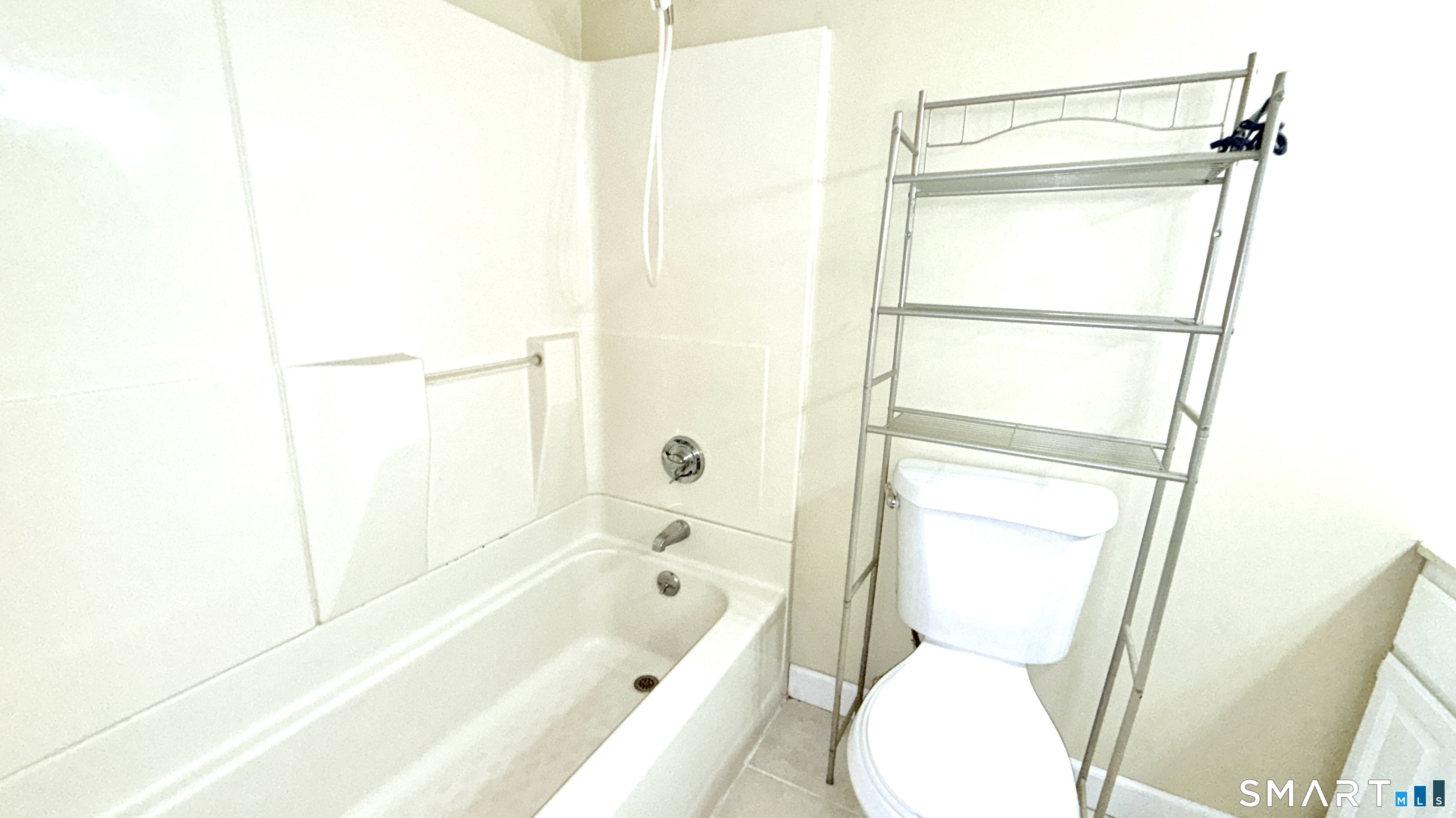 21 Amato Drive South Windsor CT 06074