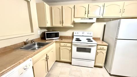 21 Amato Drive South Windsor CT 06074