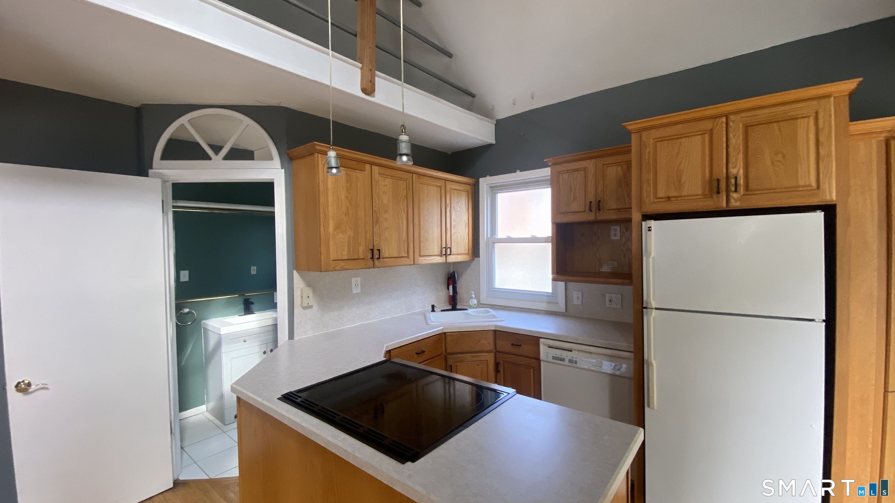 68 High Street Naugatuck CT 06770