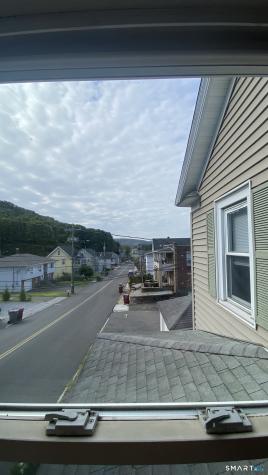 68 High Street Naugatuck CT 06770