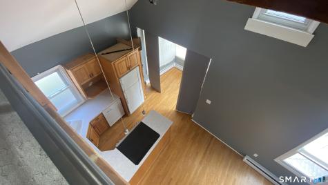 68 High Street Naugatuck CT 06770