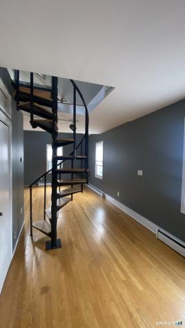 68 High Street Naugatuck CT 06770