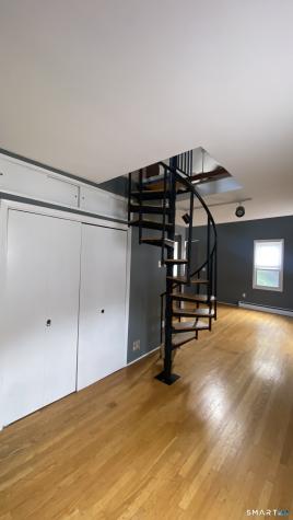 68 High Street Naugatuck CT 06770