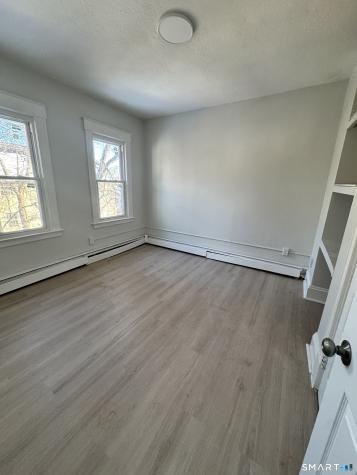 190-192 Brook Street Hartford CT 06120