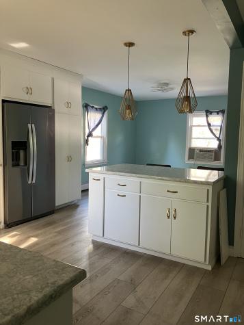 155 Lakeview Terrace New Haven CT 06515