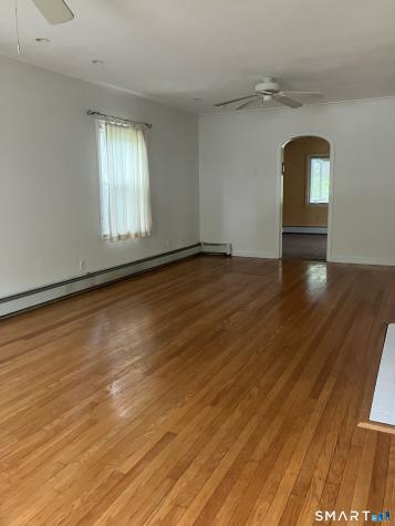 155 Lakeview Terrace New Haven CT 06515