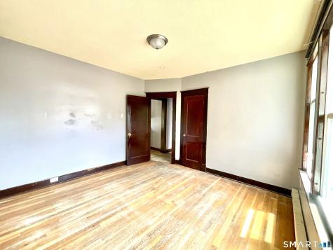 146 Charles Street Waterbury CT 06708