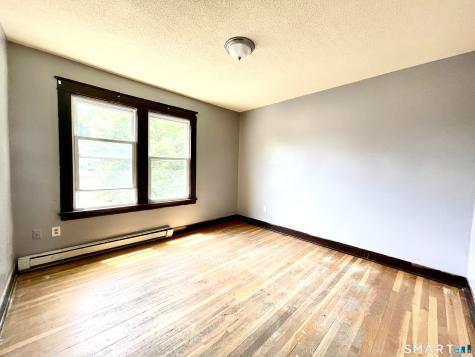 146 Charles Street Waterbury CT 06708