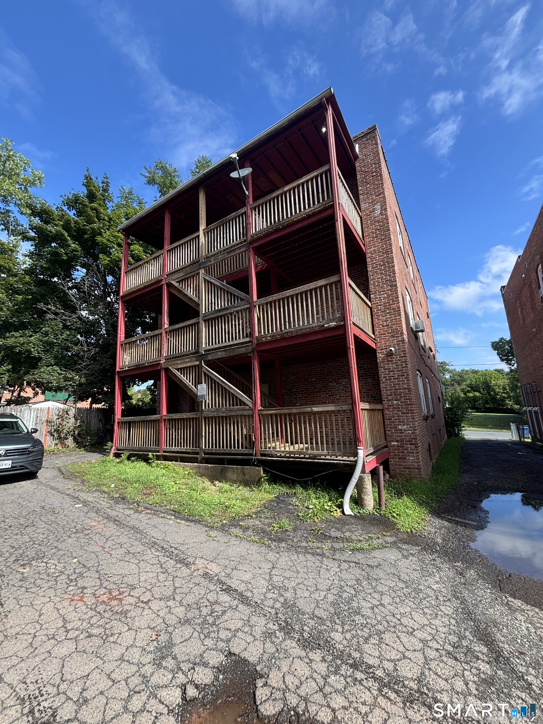 41-43 Nelson Street Hartford CT 06120