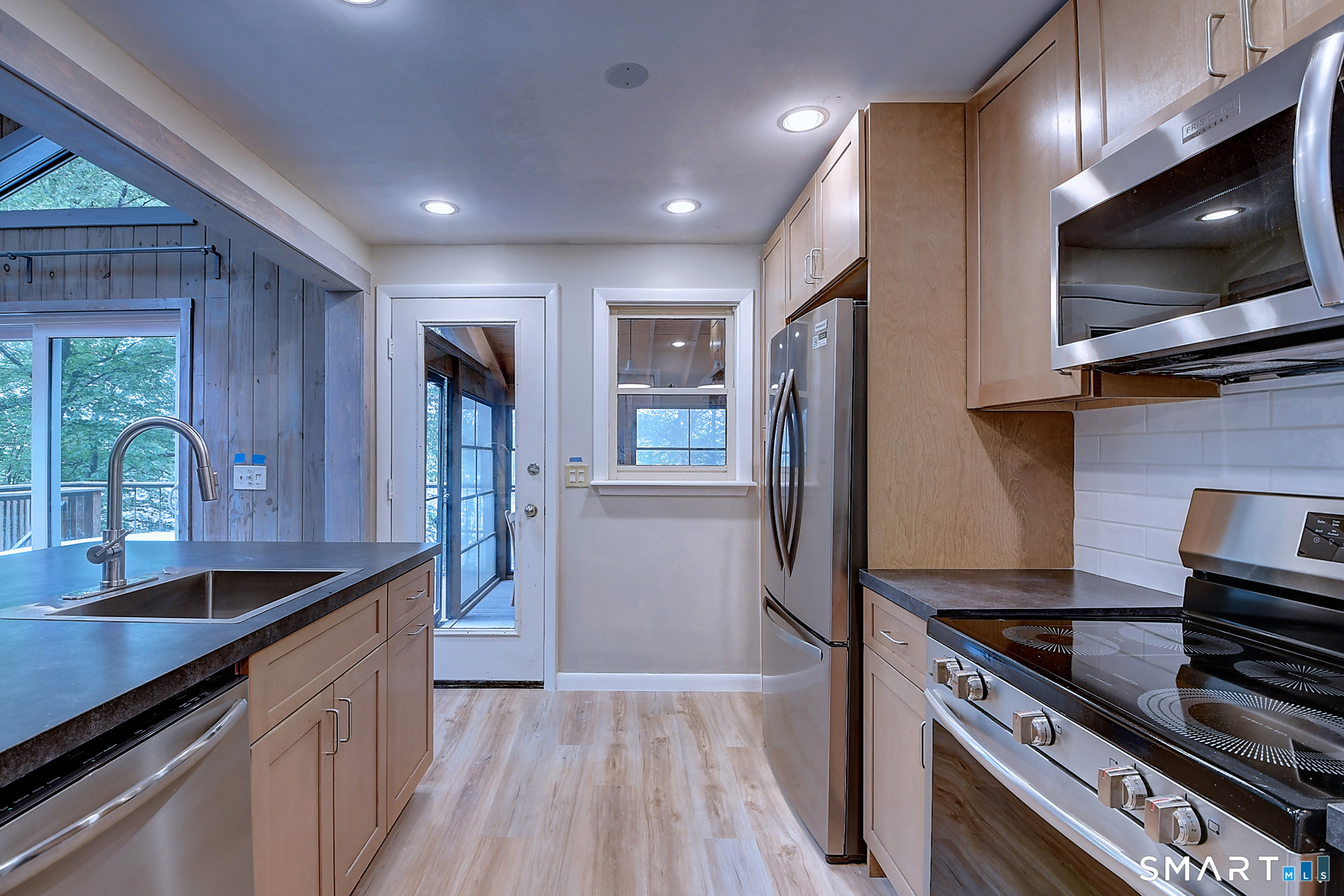 96 Indian Spring Road Woodstock CT 06281