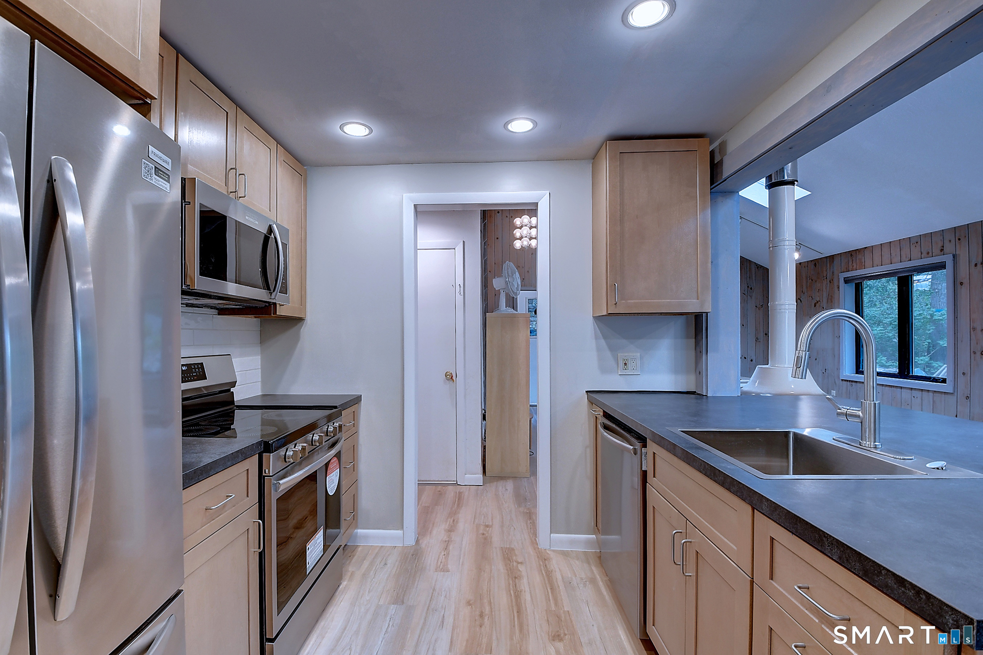 96 Indian Spring Road Woodstock CT 06281