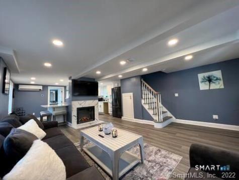 55 Swan Avenue Old Lyme CT 06371
