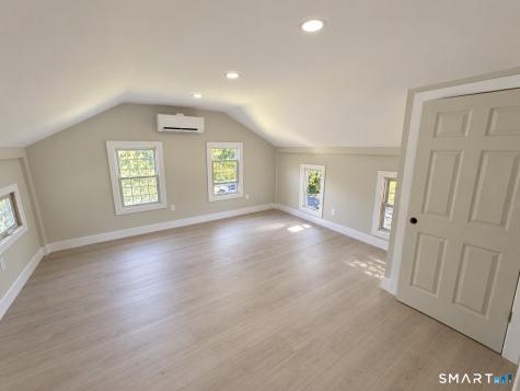 49 Dodgingtown Road Newtown CT 06470