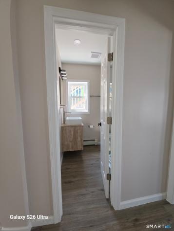 429 Burnside Avenue East Hartford CT 06108