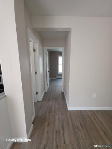 429 Burnside Avenue East Hartford CT 06108