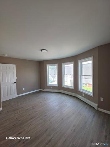 429 Burnside Avenue East Hartford CT 06108
