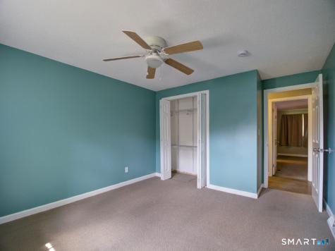 197 Maple Avenue North Haven CT 06473