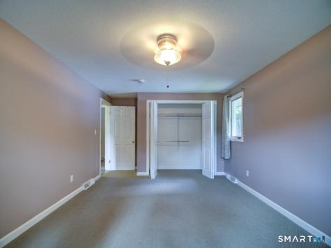 197 Maple Avenue North Haven CT 06473