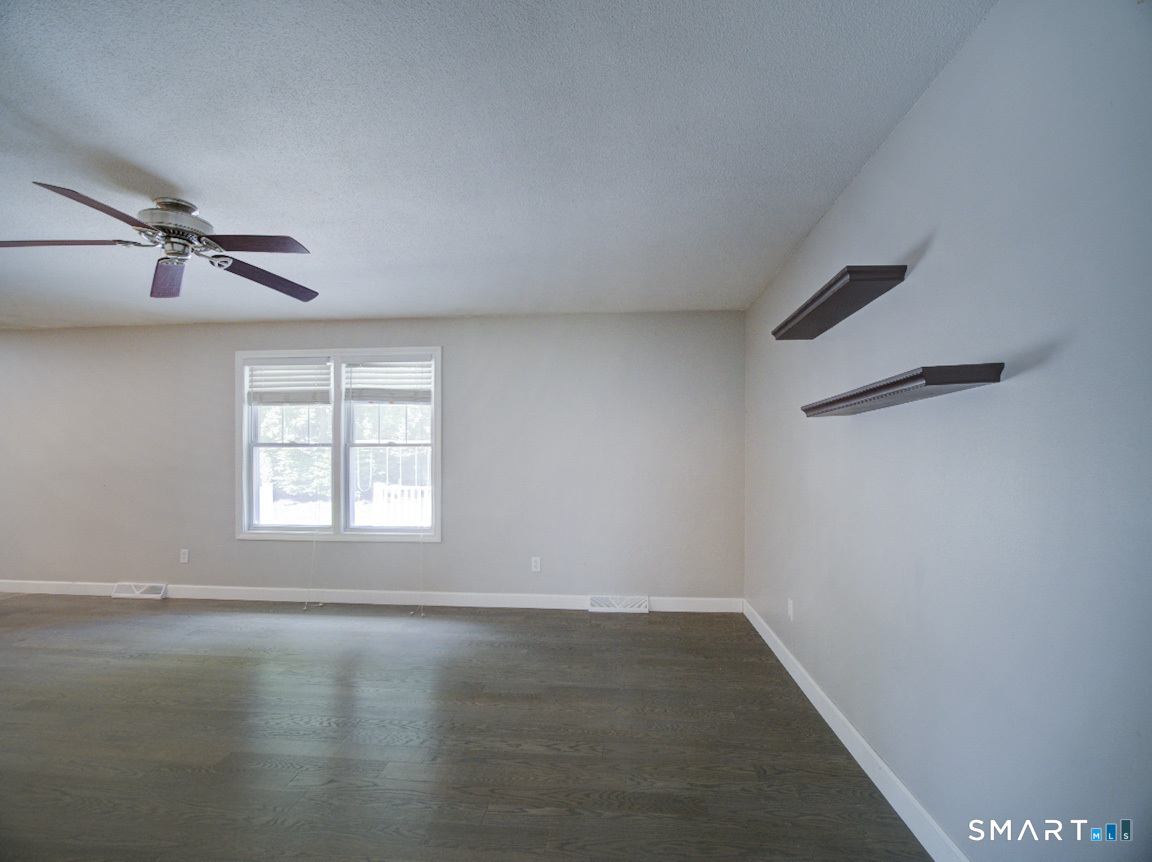 197 Maple Avenue North Haven CT 06473