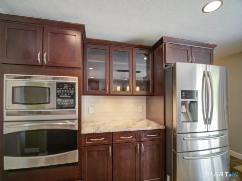 197 Maple Avenue North Haven CT 06473