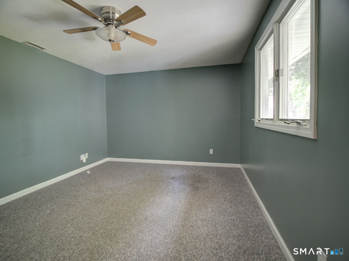197 Maple Avenue North Haven CT 06473