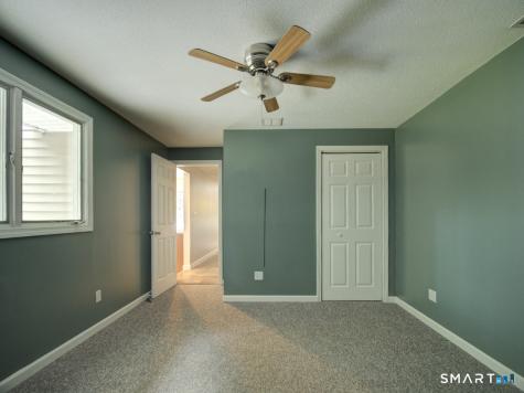 197 Maple Avenue North Haven CT 06473
